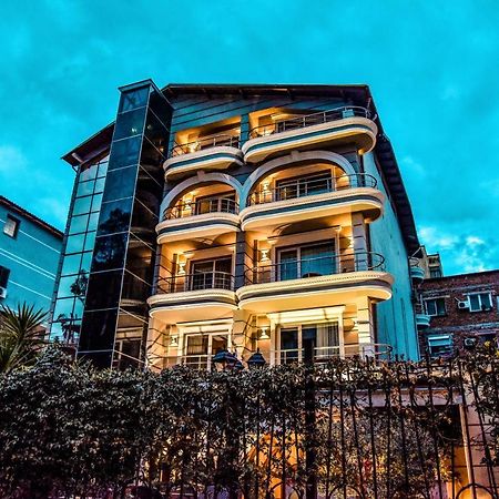 Broadway Hotel Tirana Exterior foto